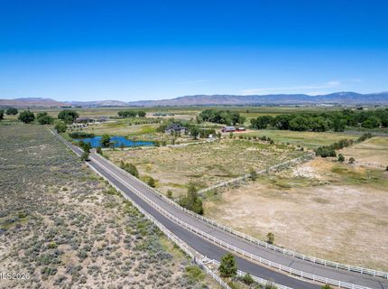 380 Genoa Lane, Minden, NV 89423 Photo