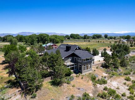 380 Genoa Lane, Minden, NV 89423 Photo