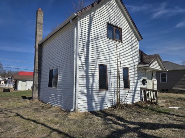 1003 15TH Avenue , Fulton, IL 61252