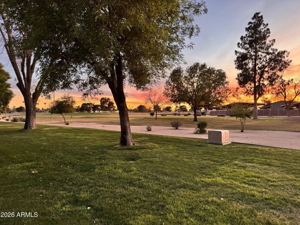 18442 N 104TH Avenue, Sun City, AZ 85373