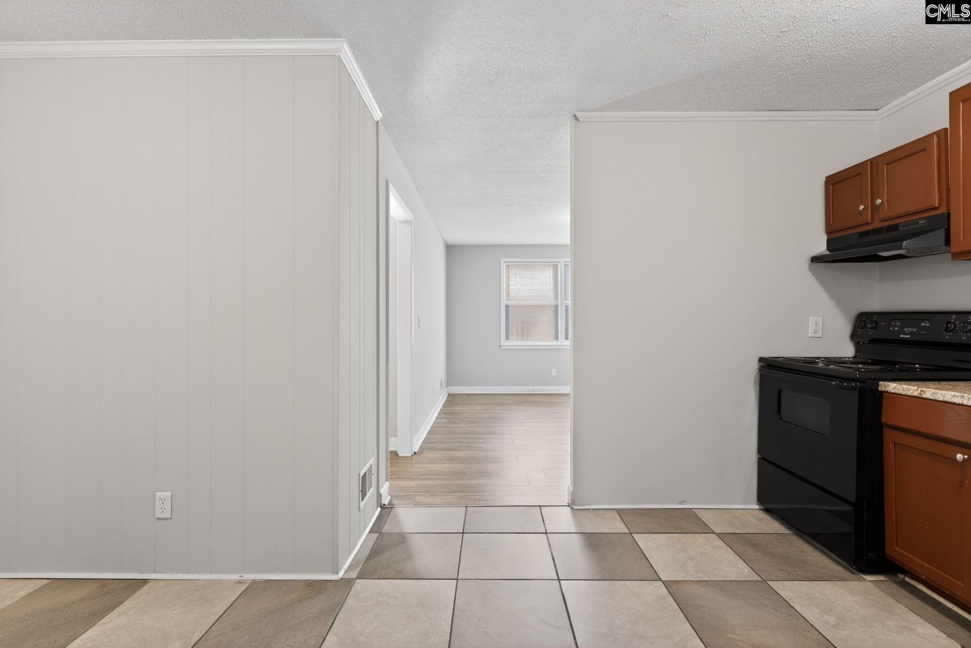 325 Quail Hills Drive Photo 8