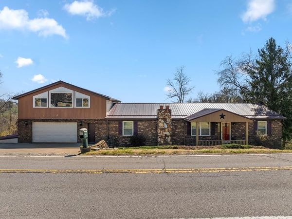 2819 Glen Dale Hts, Glen Dale, WV 26038