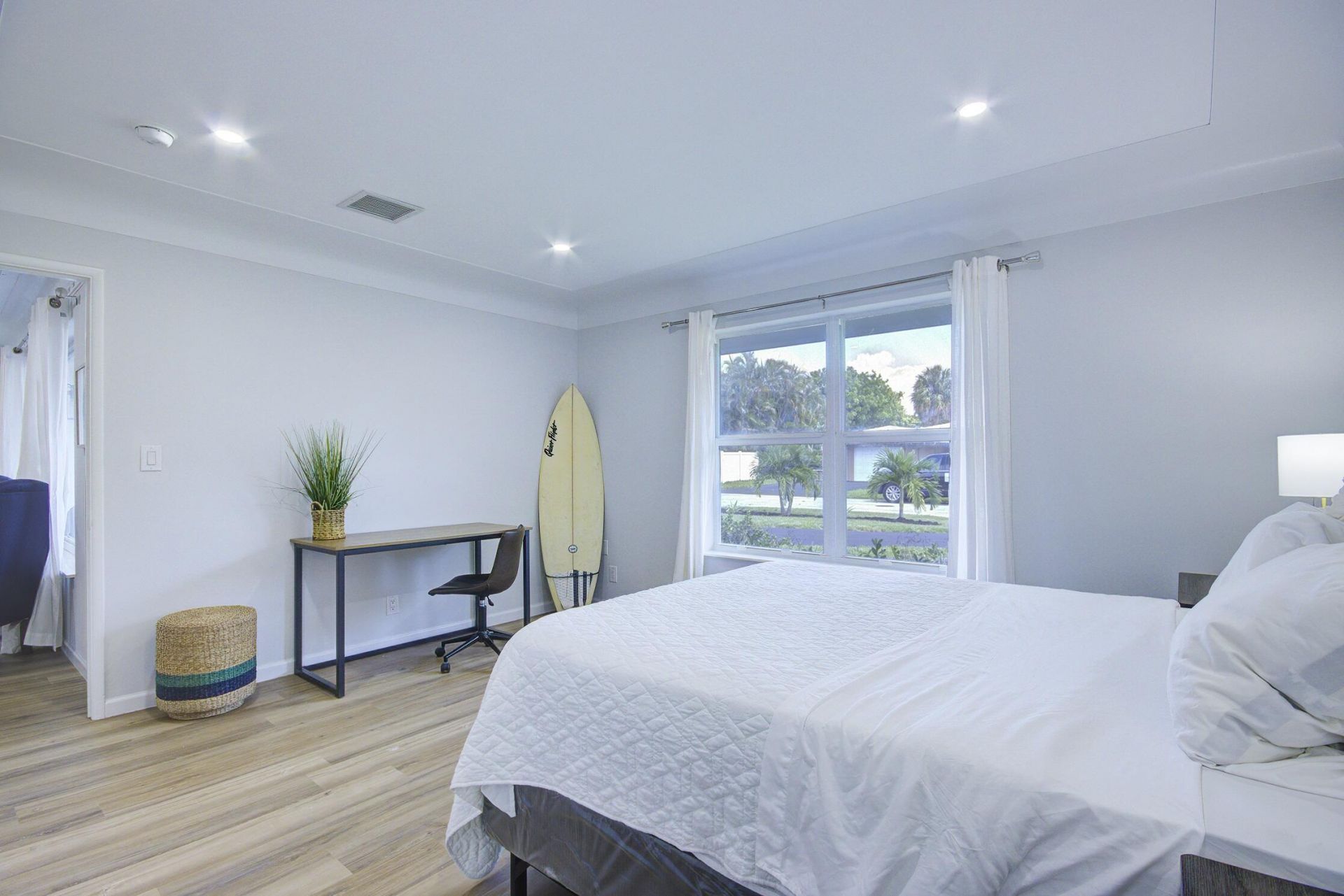 1950 NE 30th Street, Lighthouse Point, FL 33064 Photo