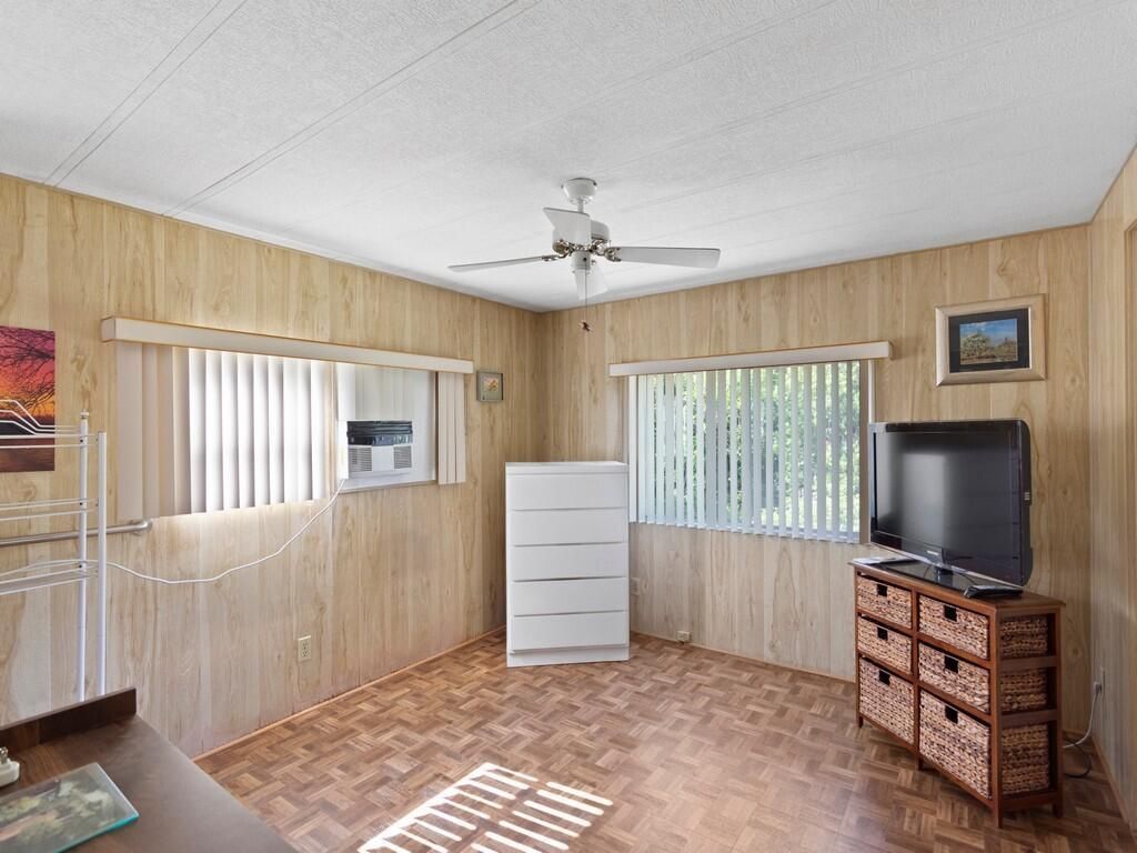 521 NE Sapphire Way, Jensen Beach, FL 34957 Photo