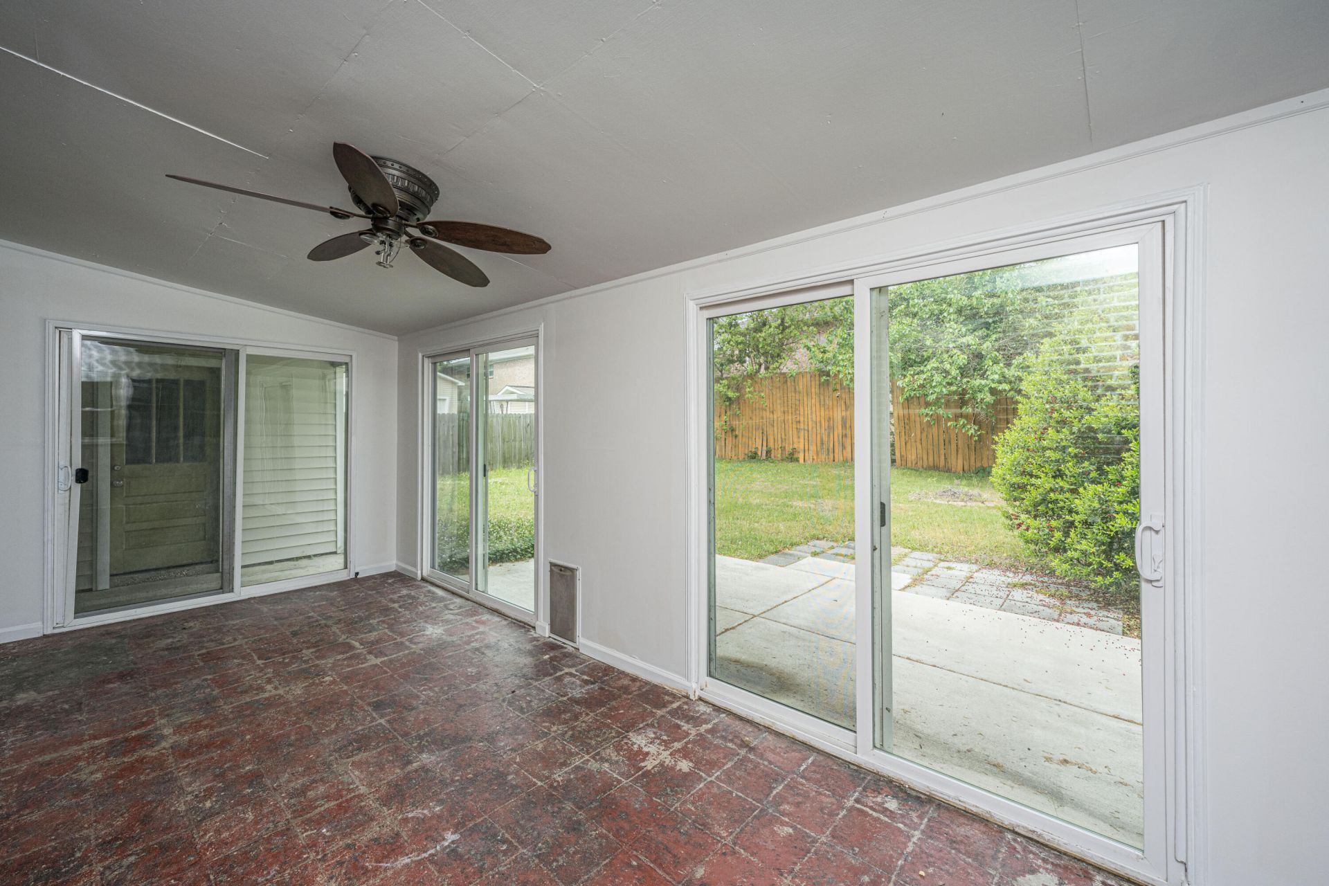 1010 W Recess Road Photo 20