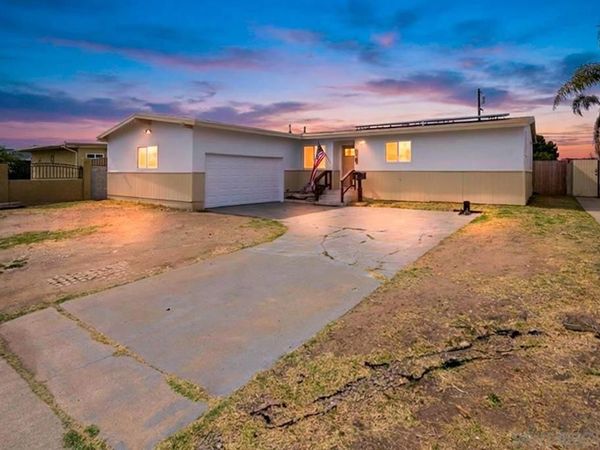 71 E L Street, Chula Vista, CA 91911