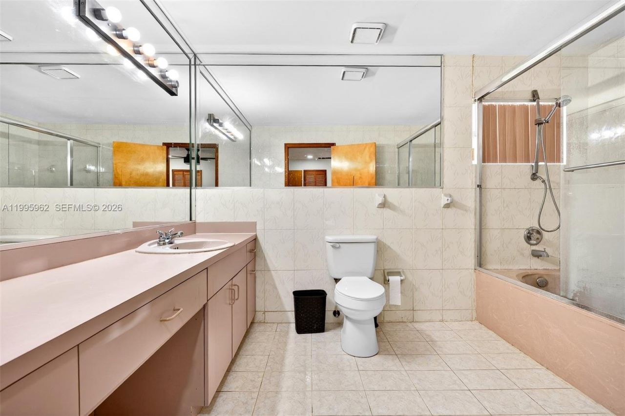 7821 SW 9th Ter , Miami, FL 33144 Photo