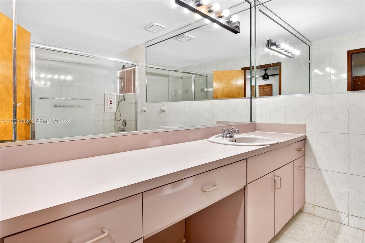 7821 SW 9th Ter , Miami, FL 33144 Photo