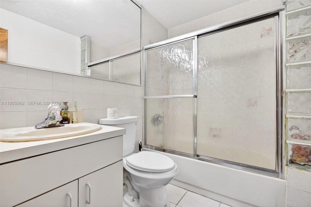 7821 SW 9th Ter , Miami, FL 33144 Photo