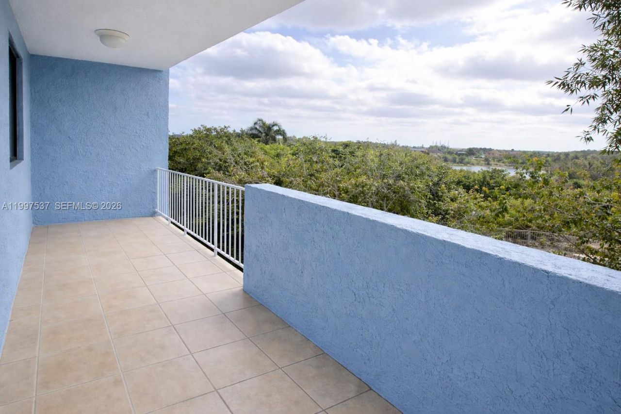 9375 Fontainebleau Blvd, Unit L317, Miami, FL 33172 Photo