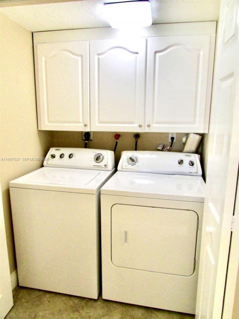 9375 Fontainebleau Blvd , Unit L317, Miami, FL 33172 Photo