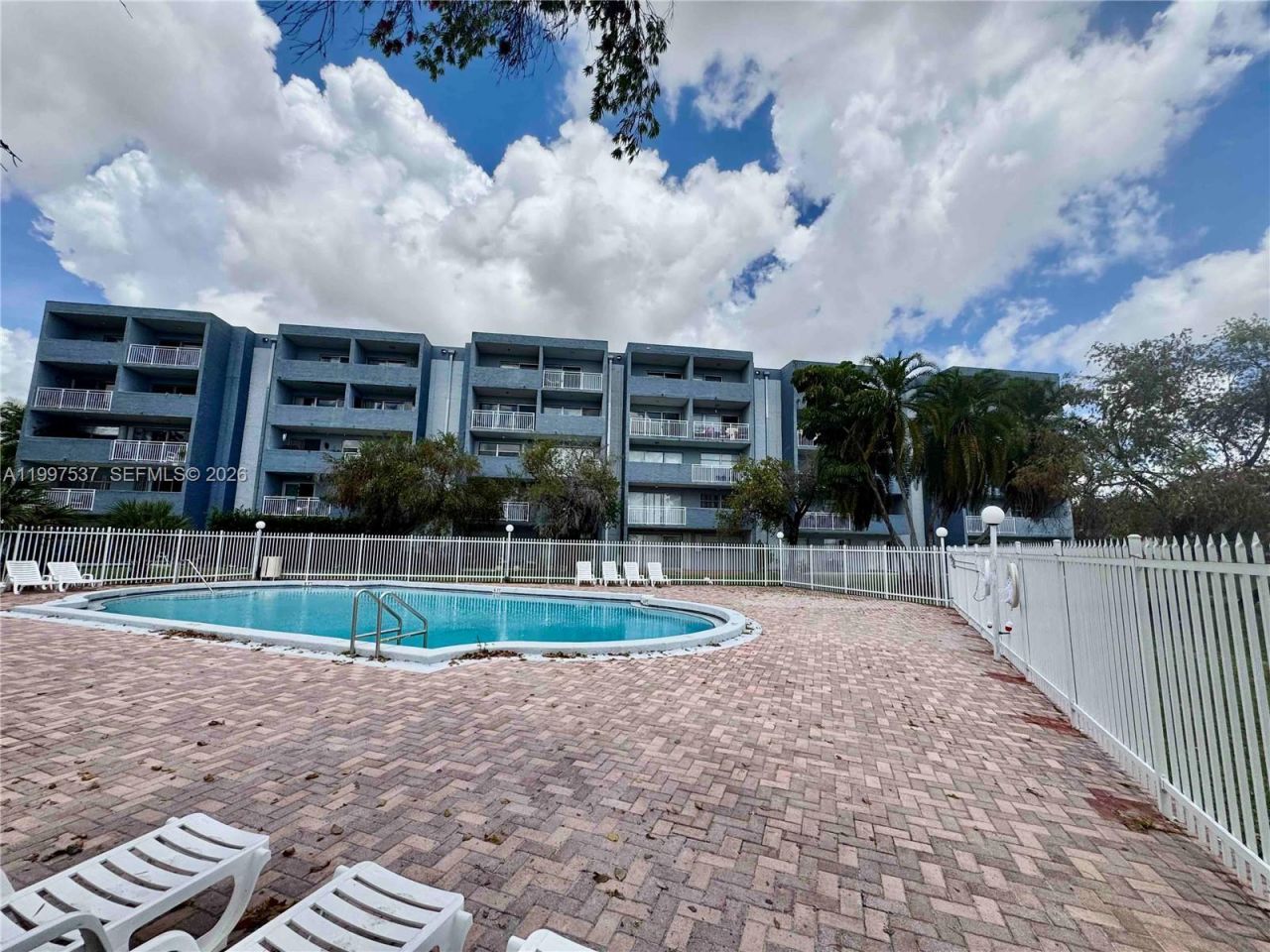 9375 Fontainebleau Blvd , Unit L317, Miami, FL 33172 Photo