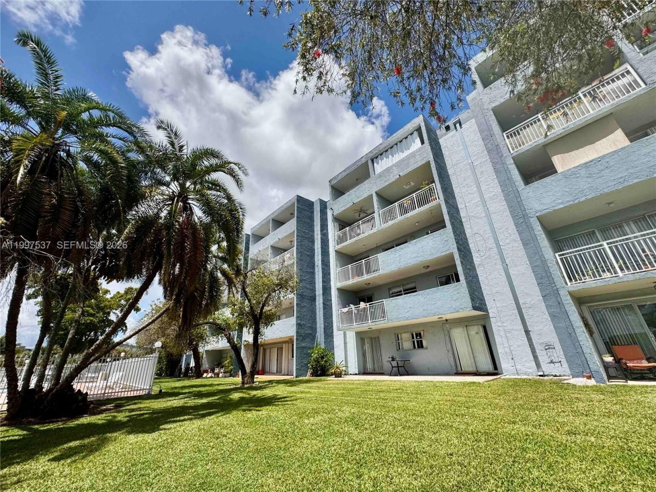 9375 Fontainebleau Blvd, Unit L317, Miami, FL 33172 Photo