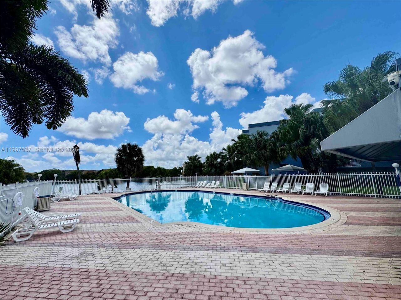 9375 Fontainebleau Blvd, Unit L317, Miami, FL 33172 Photo