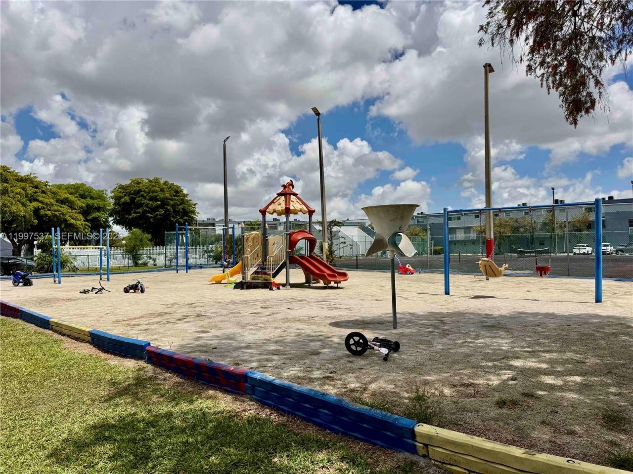 9375 Fontainebleau Blvd, Unit L317, Miami, FL 33172 Photo