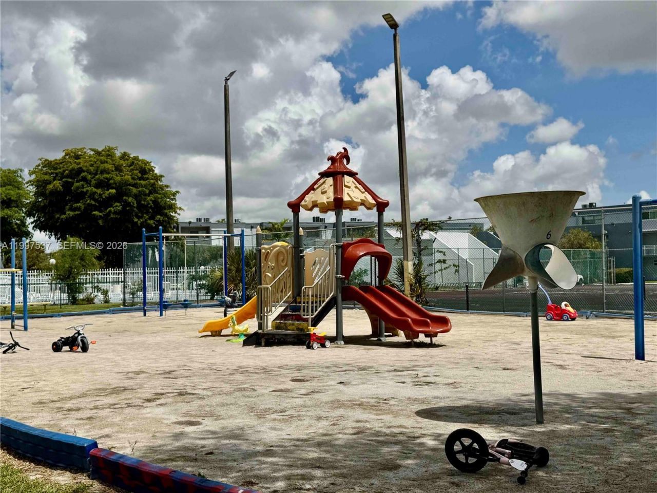 9375 Fontainebleau Blvd, Unit L317, Miami, FL 33172 Photo