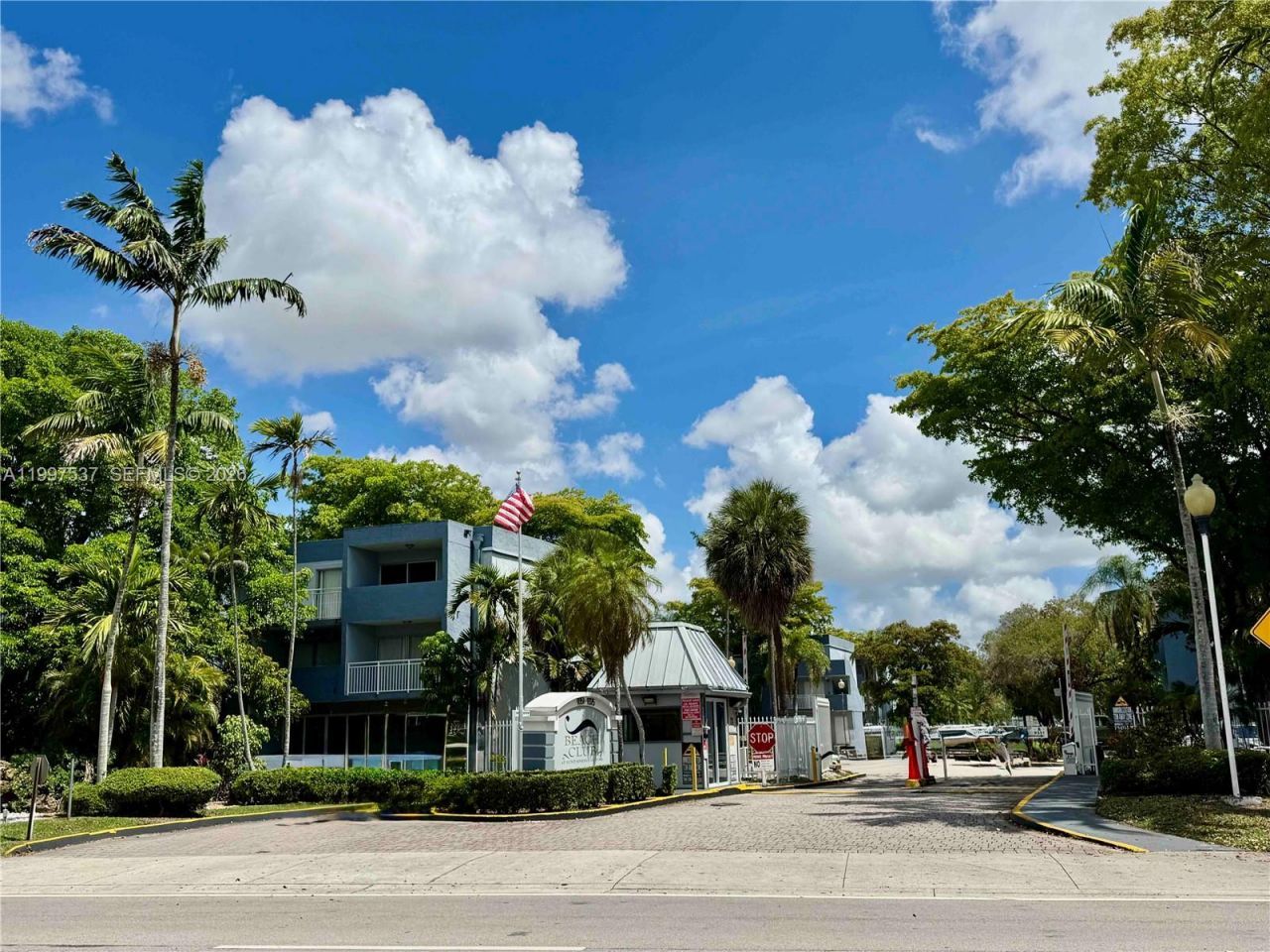 9375 Fontainebleau Blvd , Unit L317, Miami, FL 33172 Photo