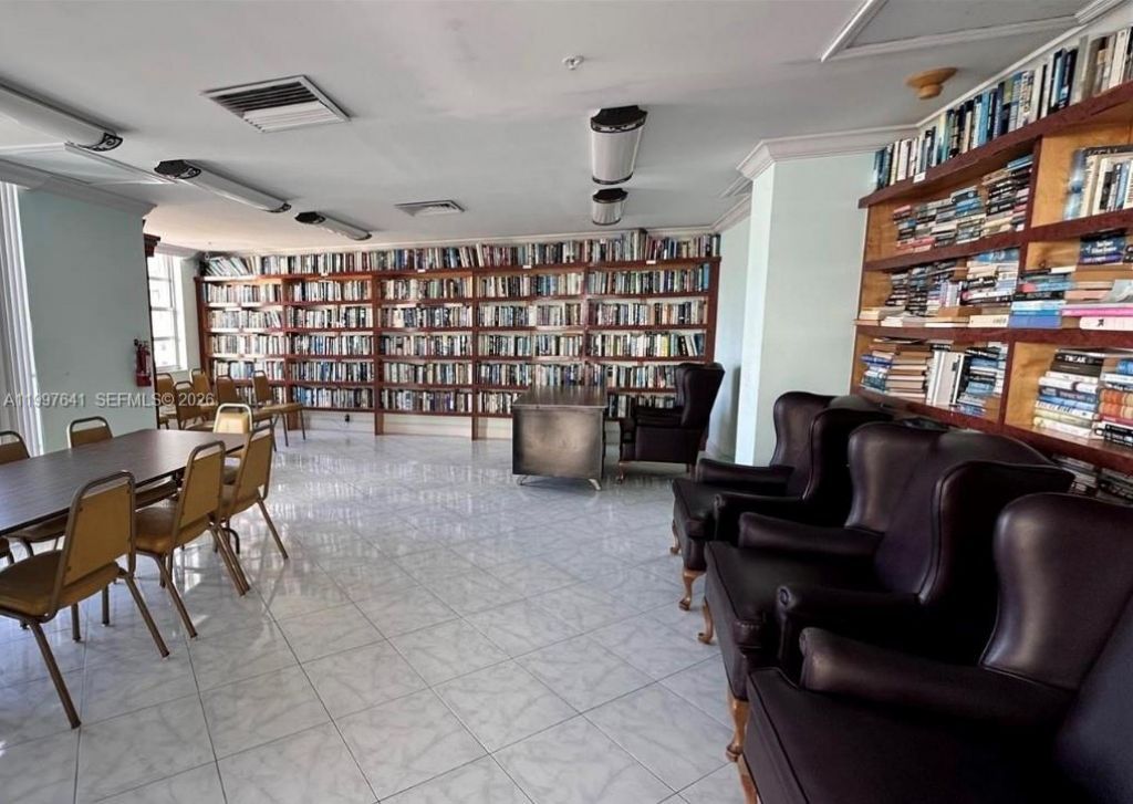 2750 NE 183rd St , Unit 801, Aventura, FL 33160 Photo