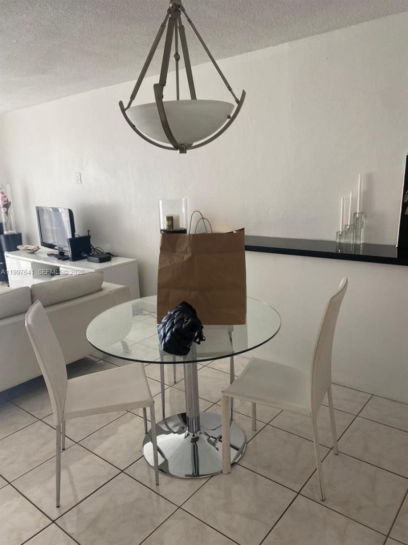 2750 NE 183rd St , Unit 801, Aventura, FL 33160 Photo