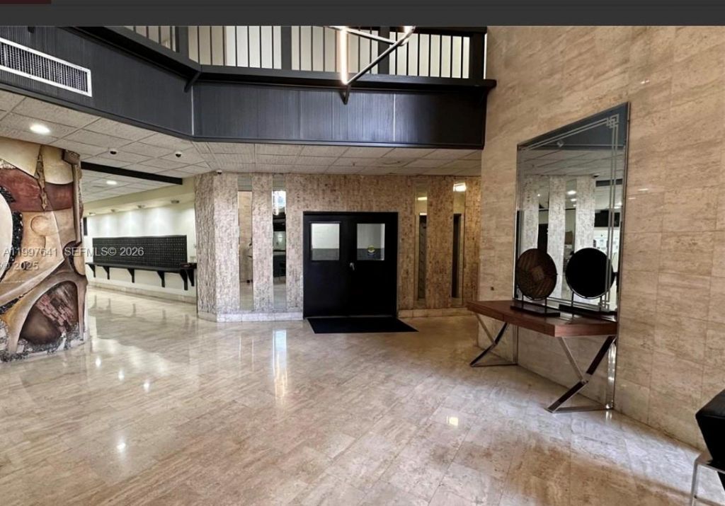 2750 NE 183rd St , Unit 801, Aventura, FL 33160 Photo