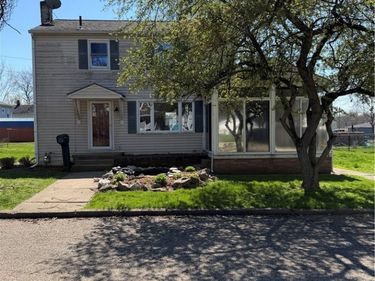 311 South Street NW, Navarre, OH 44662