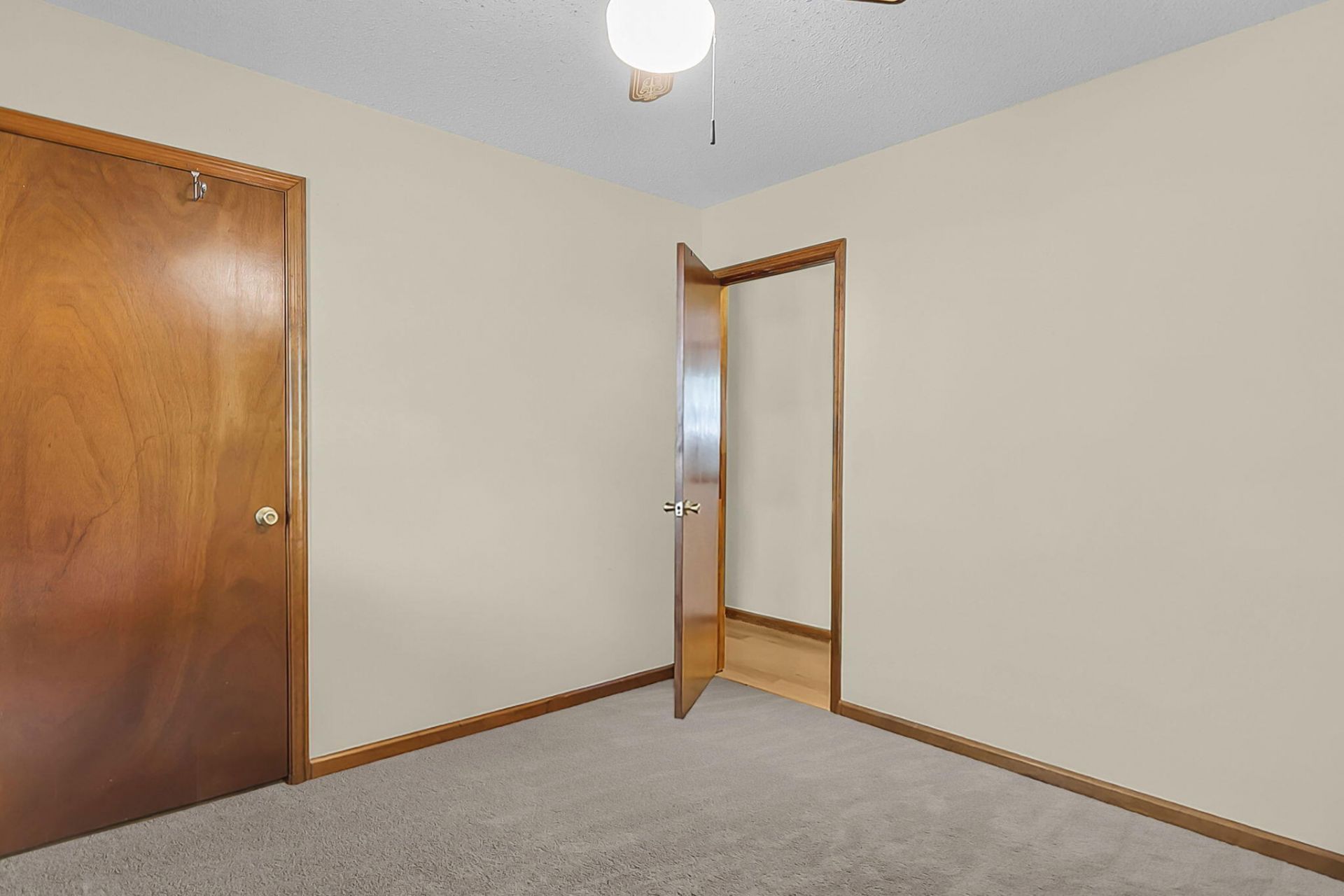 122 Bradd Street Photo 16