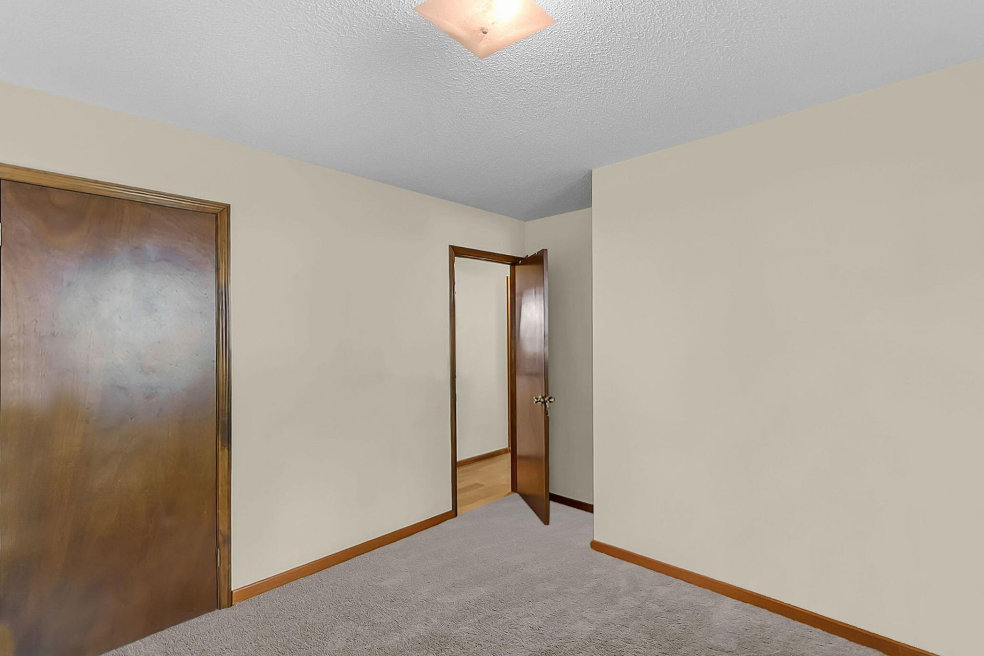 122 Bradd Street Photo 19