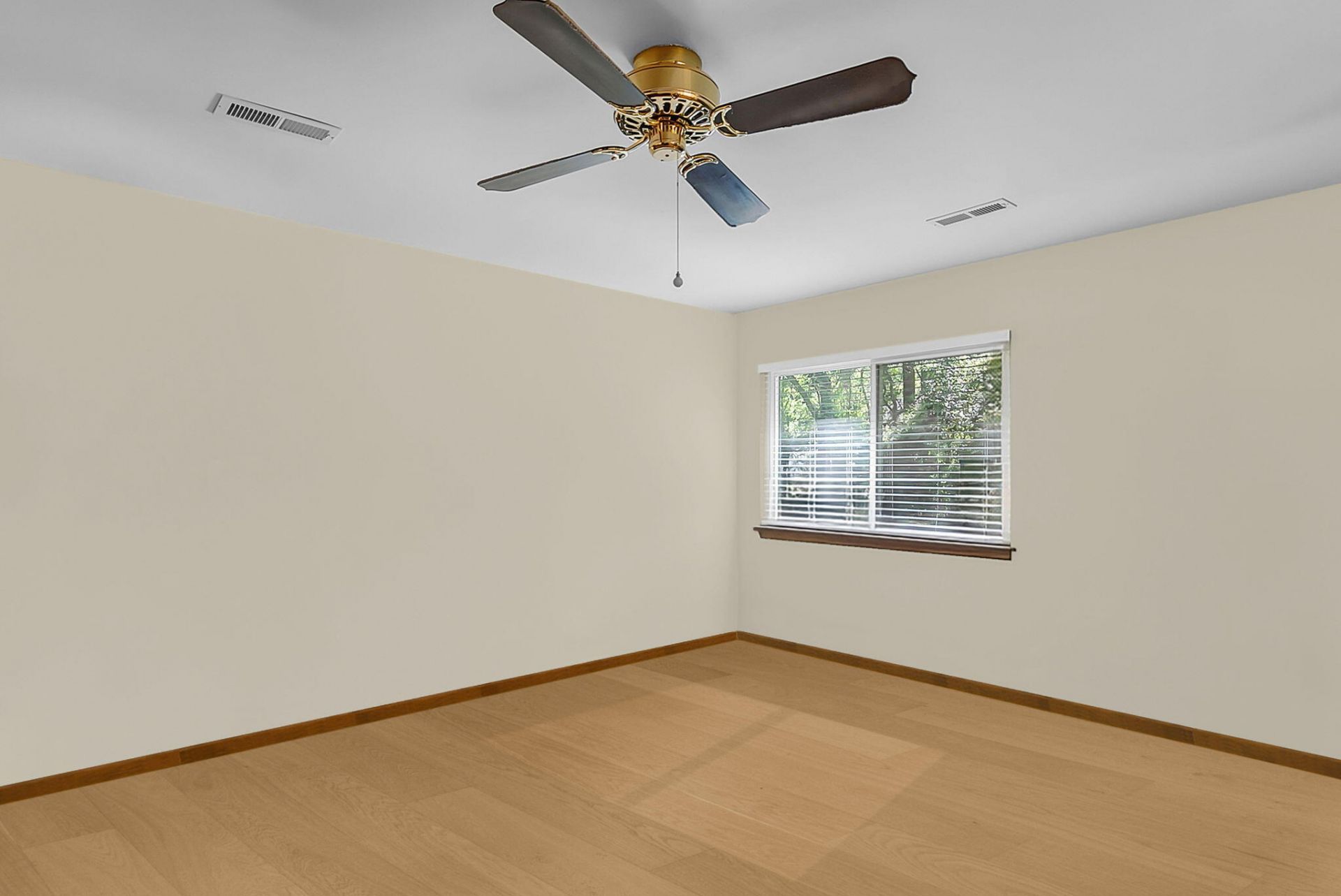 122 Bradd Street Photo 8