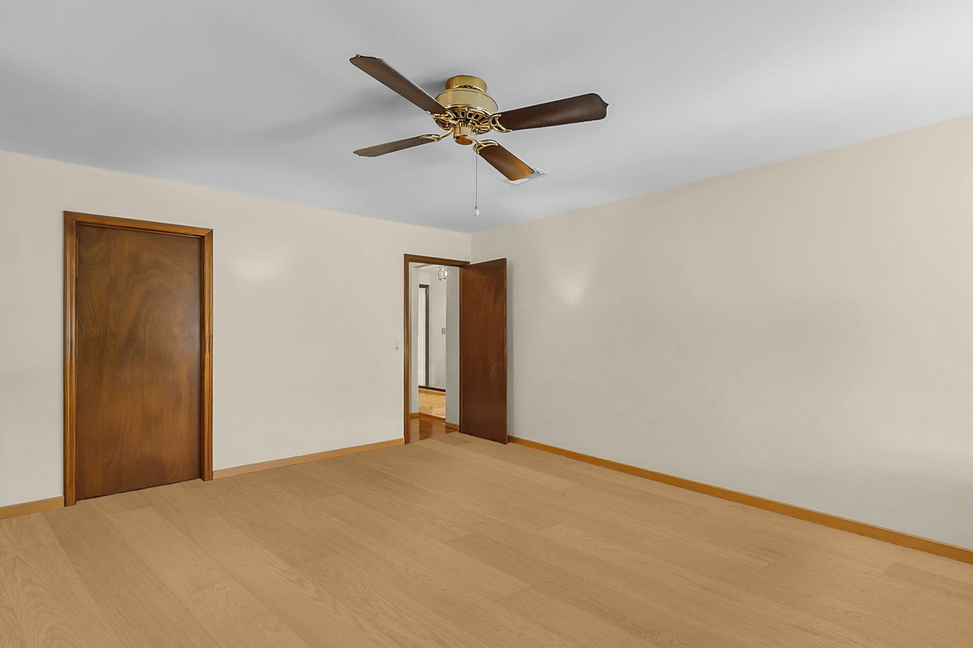 122 Bradd Street Photo 9