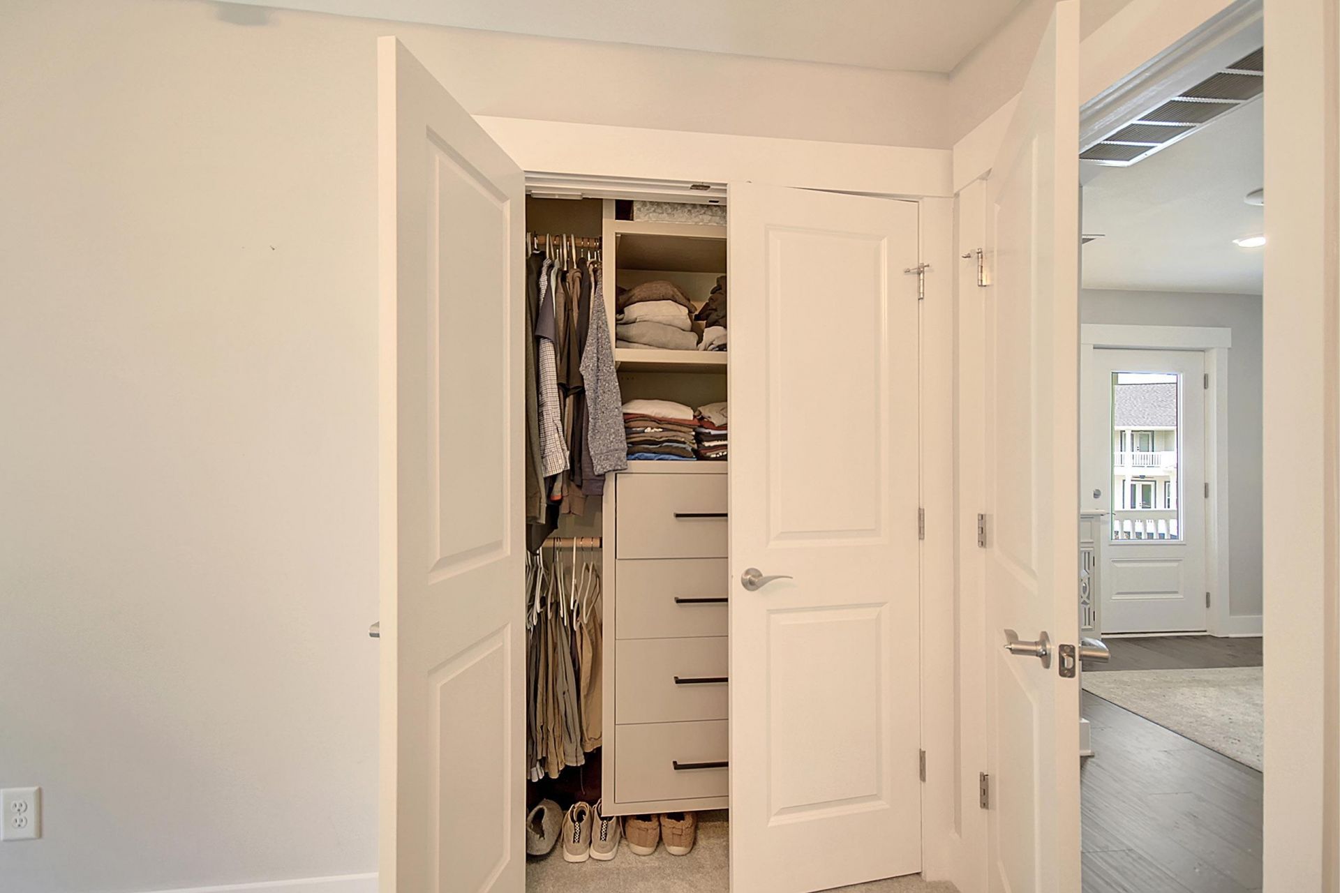 116 Martins Point Drive Photo 14