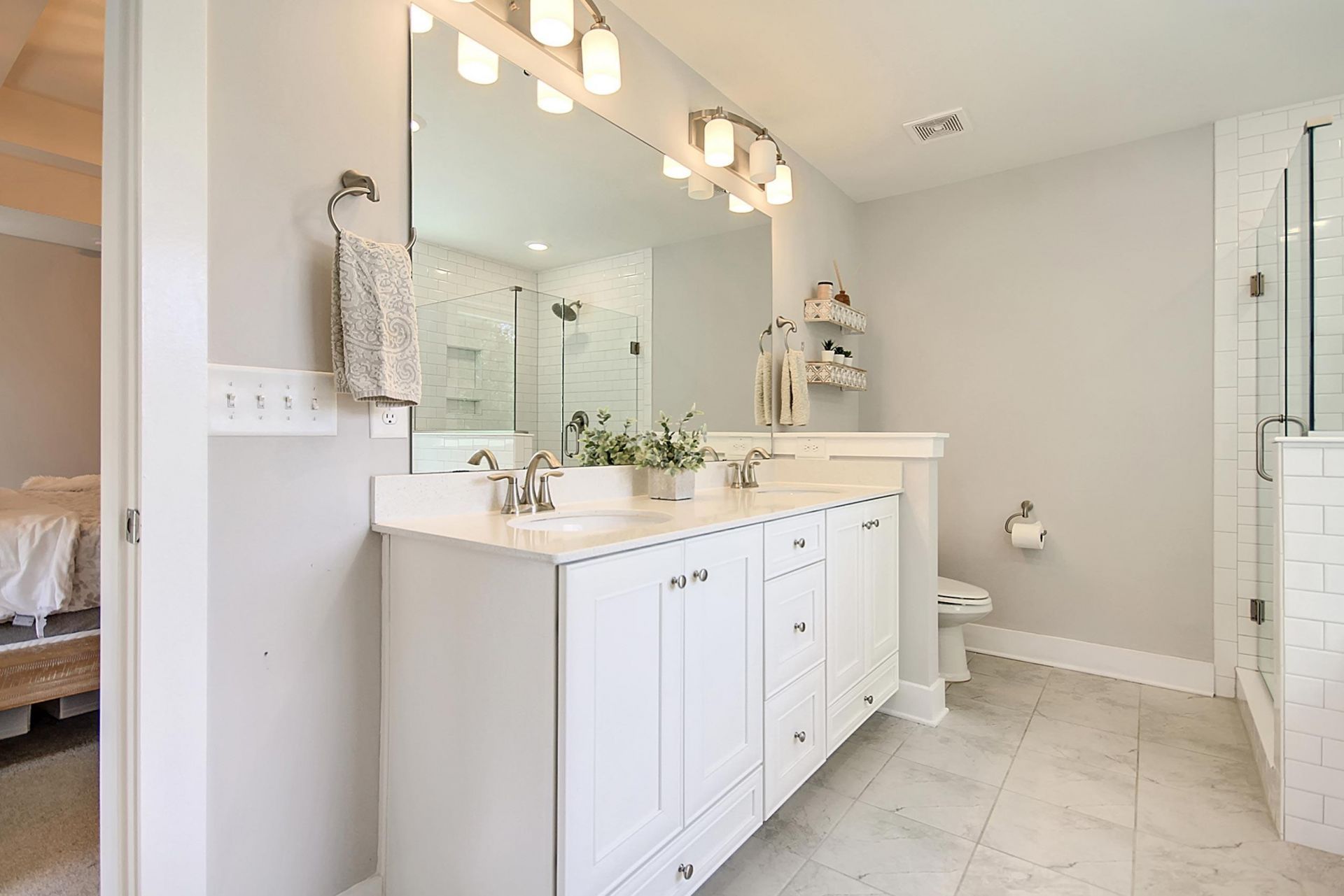 116 Martins Point Drive Photo 16