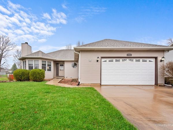 1986 Rosemary Circle , Lake Holiday, IL 60548