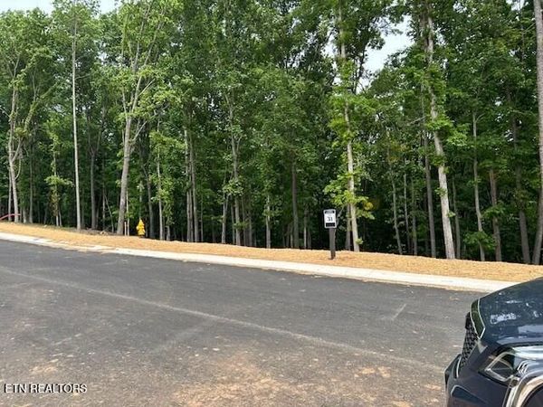 121 Cherry Tree Lane, Loudon, TN 37774
