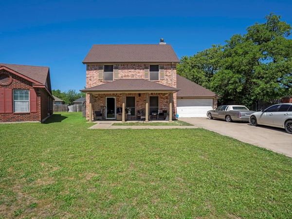 6437 Henco Drive, Fort Worth, TX 76119