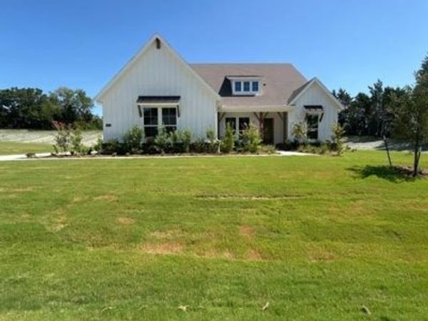 1004 Perrin Lane, Van Alstyne, TX 75495