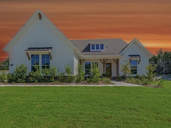 1004 Perrin Lane, Van Alstyne, TX 75495