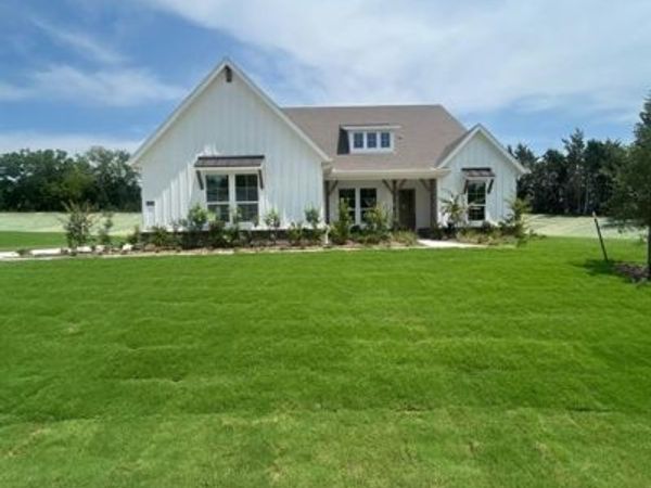 1004 Perrin Lane, Van Alstyne, TX 75495