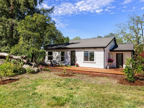 9256 Horseshoe Bar Rd, Loomis, CA 95650