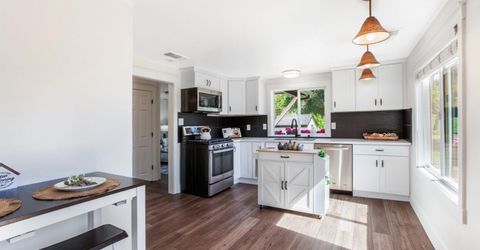 9256 Horseshoe Bar Rd, Loomis, CA 95650 Photo