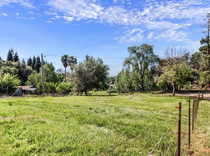 9256 Horseshoe Bar Rd, Loomis, CA 95650 Photo