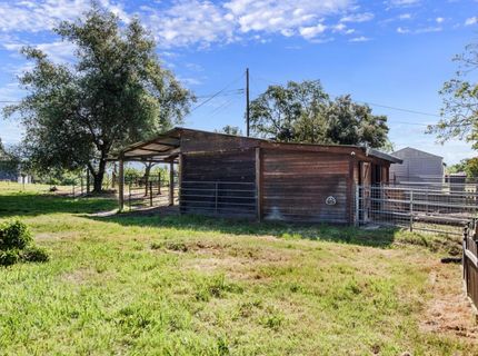 9256 Horseshoe Bar Rd, Loomis, CA 95650 Photo