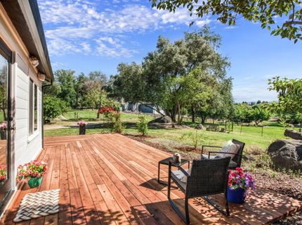 9256 Horseshoe Bar Rd, Loomis, CA 95650 Photo