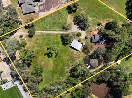 9256 Horseshoe Bar Rd, Loomis, CA 95650 Photo