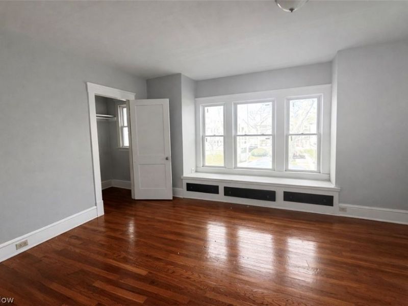 11918 Buckingham Avenue, Cleveland, OH 44120 Photo 3