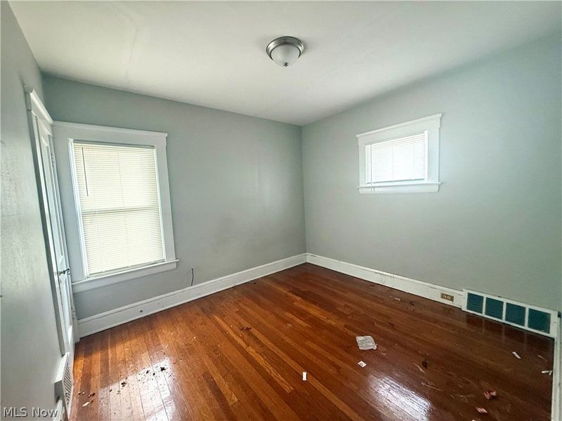 11918 Buckingham Avenue, Cleveland, OH 44120 Photo 7