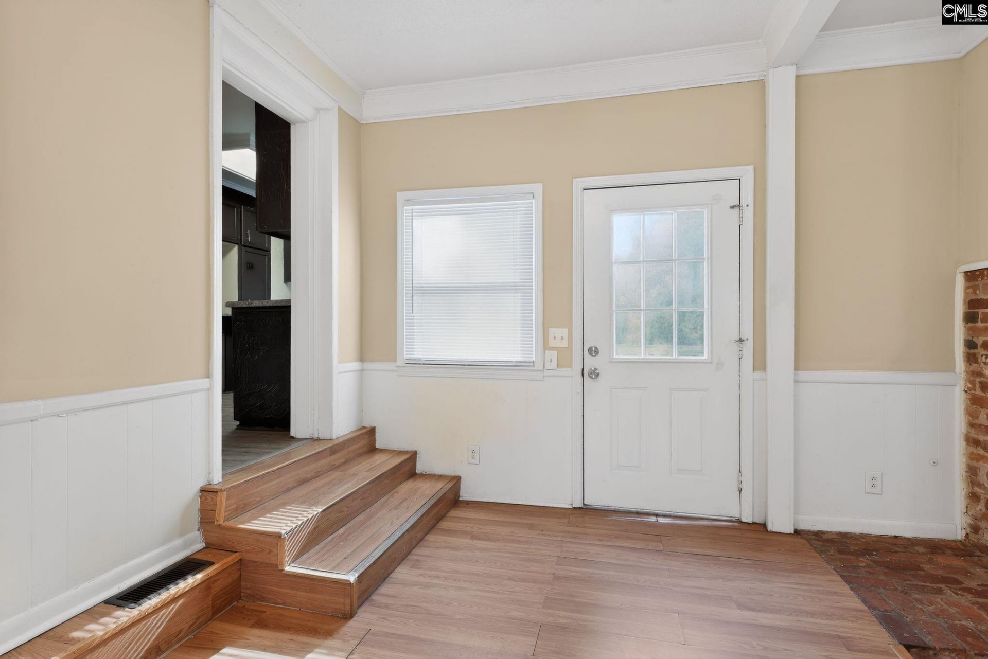 6740 Frances Street Photo 10