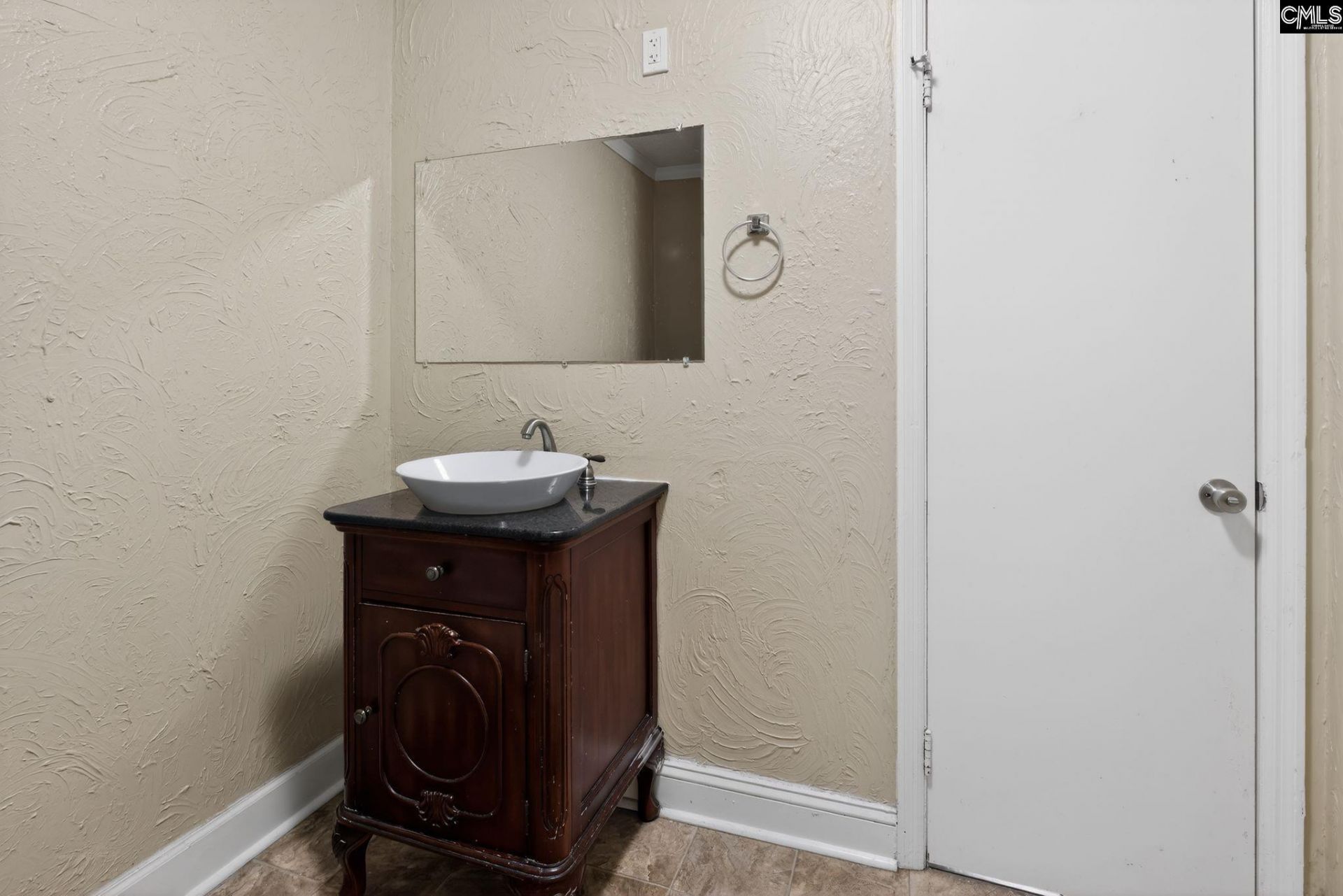 6740 Frances Street Photo 30