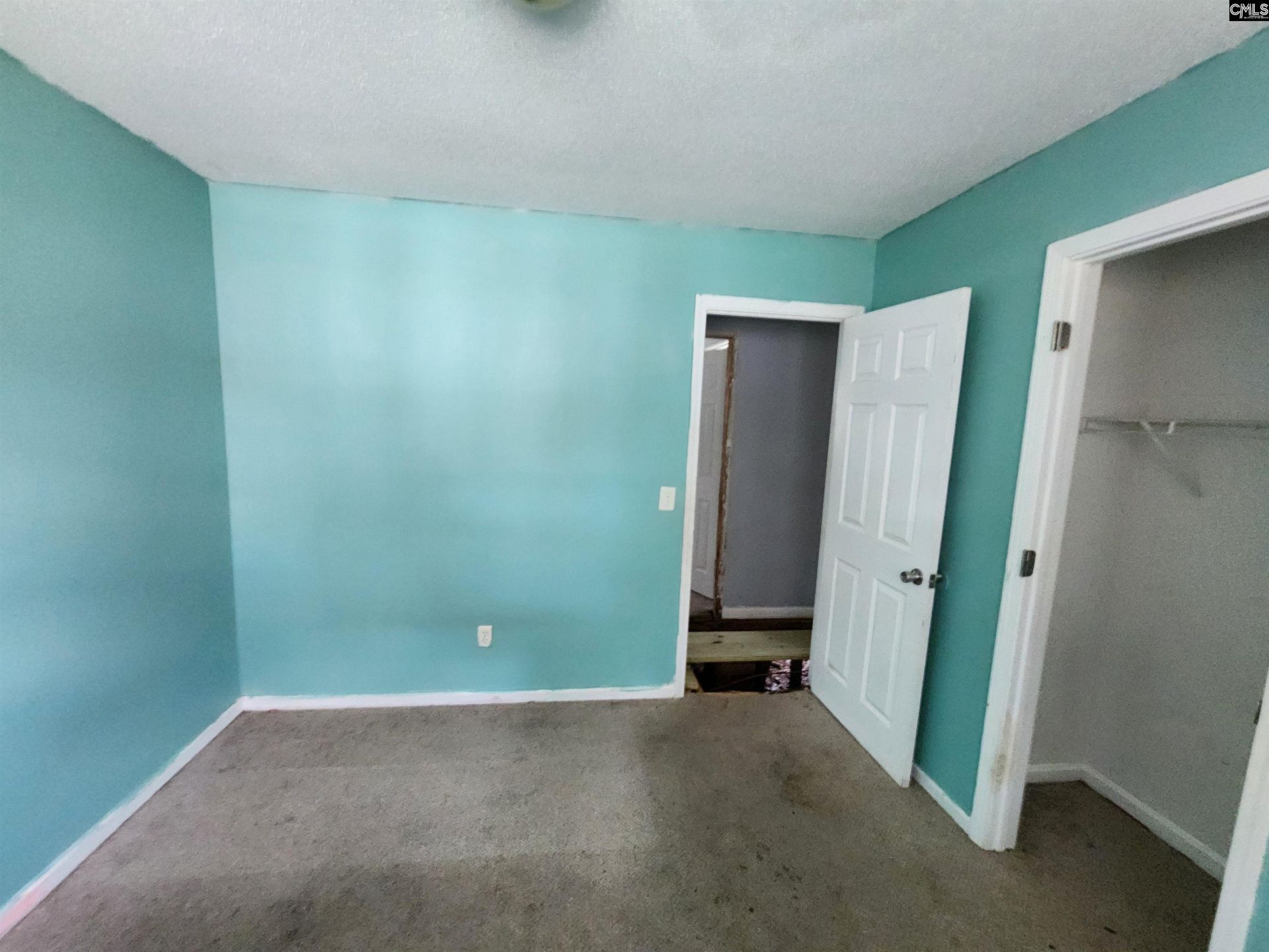 3213 Woodsen Circle Photo 5