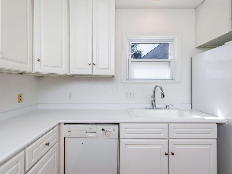 545 N Columbia Avenue, Columbus, OH 43209 Photo 14