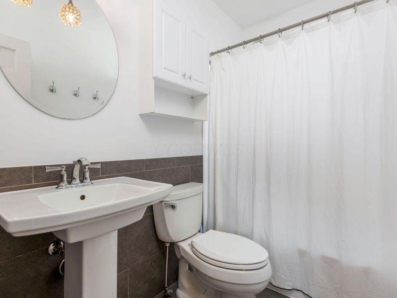 545 N Columbia Avenue, Columbus, OH 43209 Photo 20